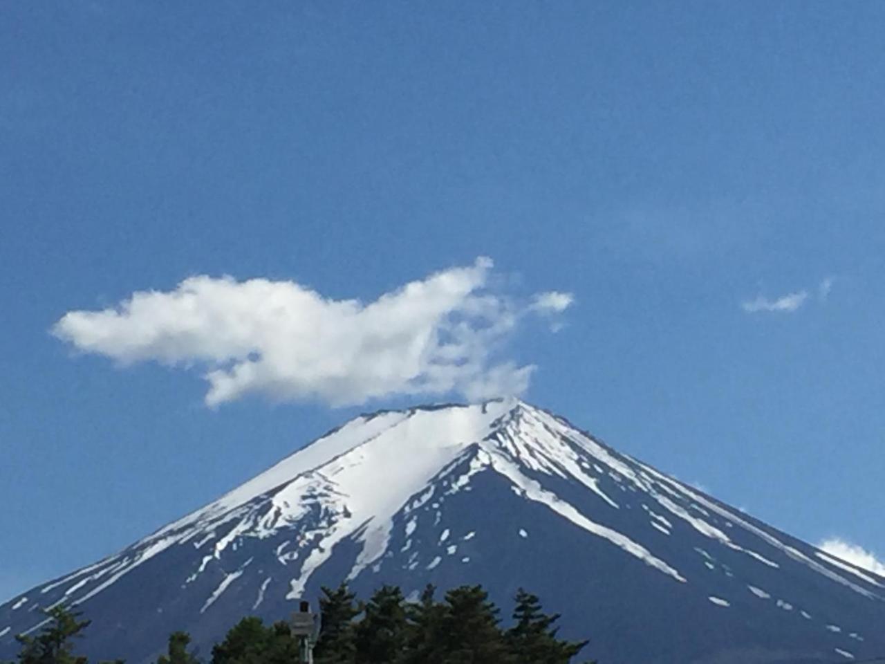 West Inn Fuji-Yoshida Фудзиёсида Экстерьер фото